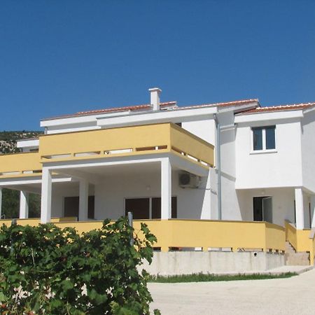 Apartments Pijaza Banjol Стая снимка