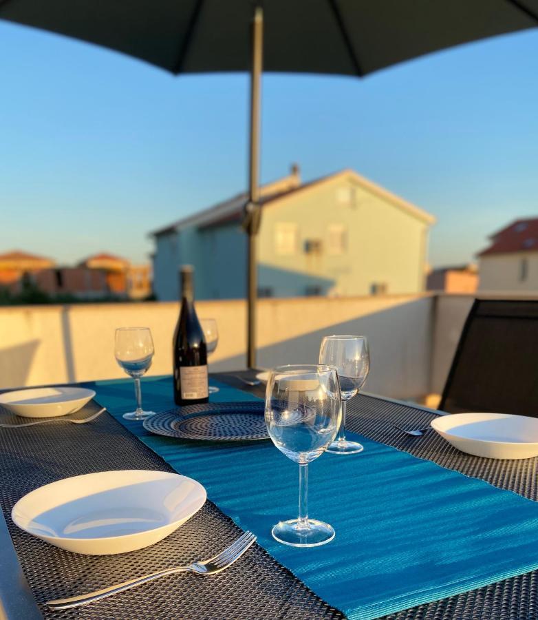 Apartments Pijaza Banjol Екстериор снимка