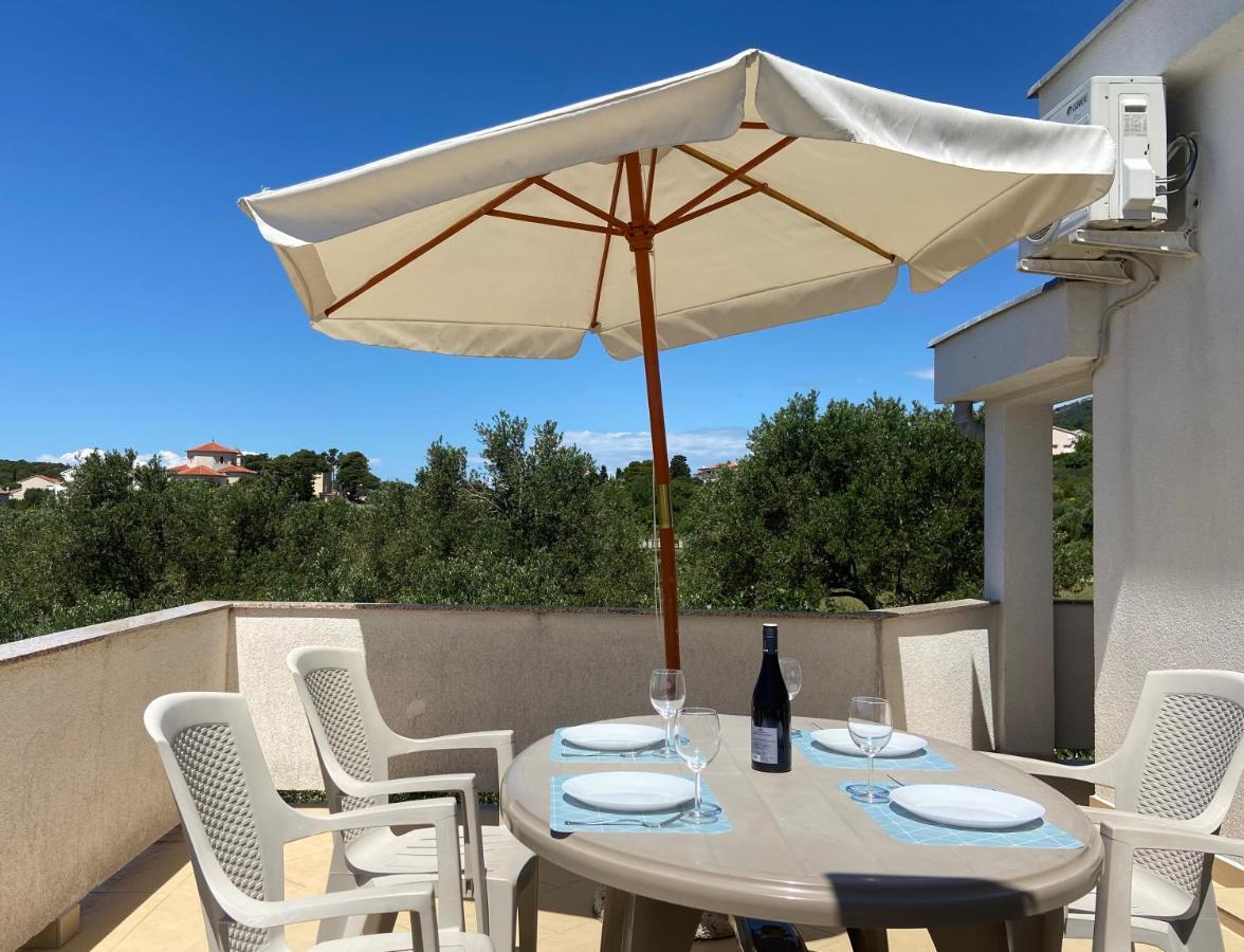 Apartments Pijaza Banjol Екстериор снимка