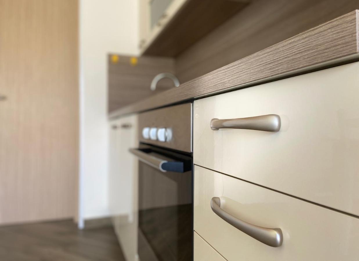 Apartments Pijaza Banjol Екстериор снимка