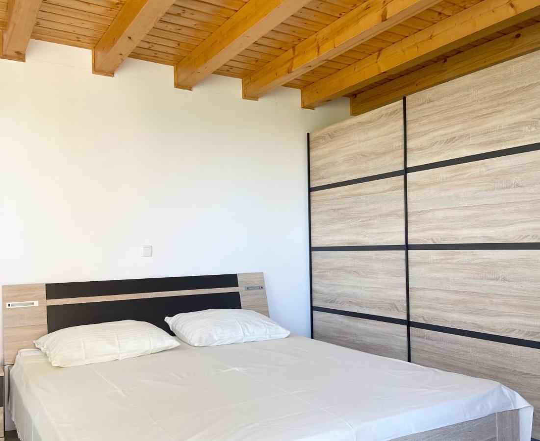 Apartments Pijaza Banjol Екстериор снимка