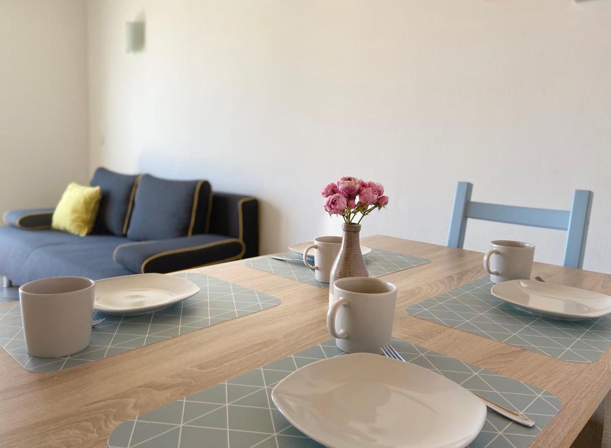Apartments Pijaza Banjol Екстериор снимка